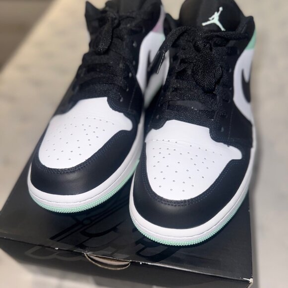 NWT - Jordan 1 Low "Tie-Dye" sneakers - DM1199-100 - Picture 5 of 11